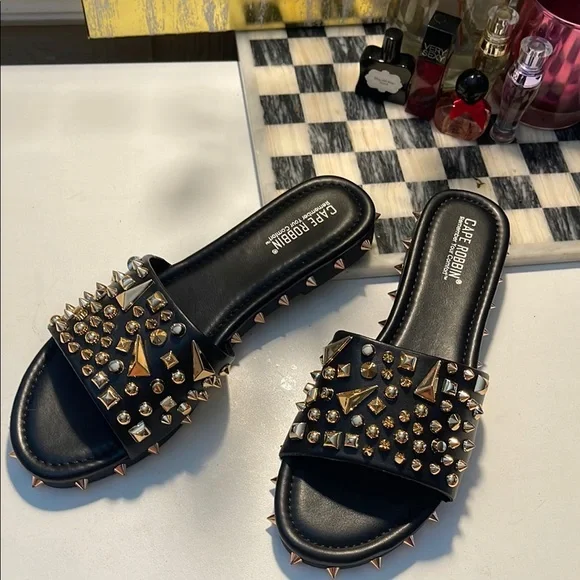 Cape Robbin Black and Gold Sandals with Bold Design Studsed - Picture 11 of 16